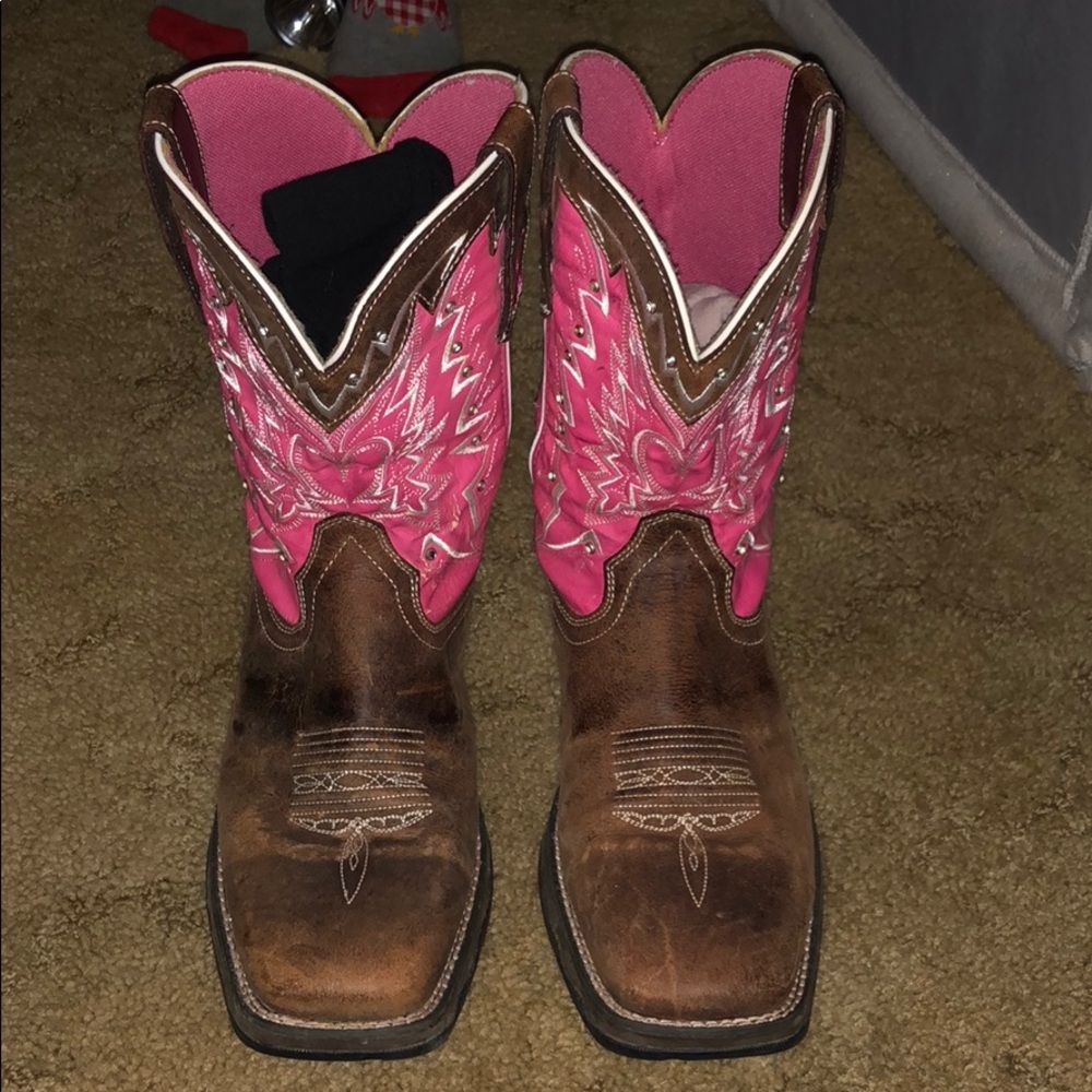 Breast cancer Durango boots